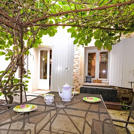 Le Jardin By Interhome Bernis